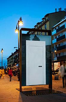 Acem totem Corso Como Acem totem Corso Como
