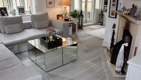 Pavimenti rustici chiari: pavimento autoadesivo. parquet chiaro ... Pavimento soggiorno cucina rustiche