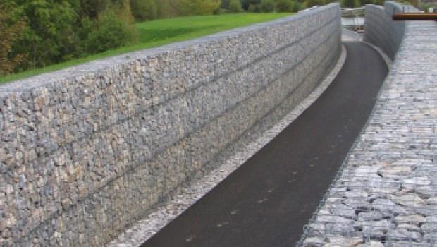 Costruire con i gabbioni Gabbie zincate per recinzioni in sassi