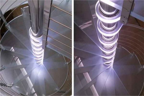 Scala a chiocciola: come illuminarla Luci scala