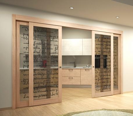 Cucina e soggiorno divisi da porte scorrevoli in vetro Cucina Soggiorno disegno