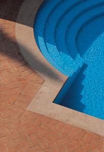 Corte antica il Ferrone ambientazione piscina Corte antica il Ferrone ambientazione piscina