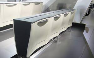 Première, disegnata da Pininfarina e prodotta da Ares line Première, disegnata da Pininfarina e prodotta da Ares line