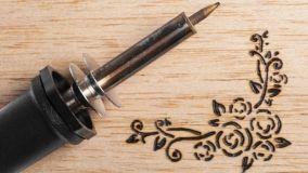 Decorazioni con il pirografo