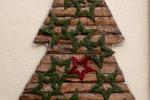 Albero di Natale piatto a parete con corteccia d'albero
