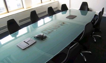 Protezione tavolo conferenze