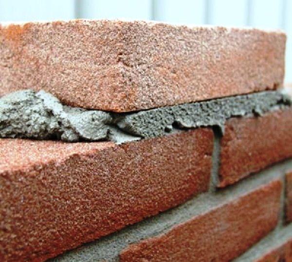 Malta per murature: tecniche di posa dei mattoni a vista Come pulire i mattoni rossi esterni
