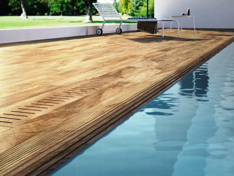 Bordo piscina in gres presagomato effetto legno IN&OUT