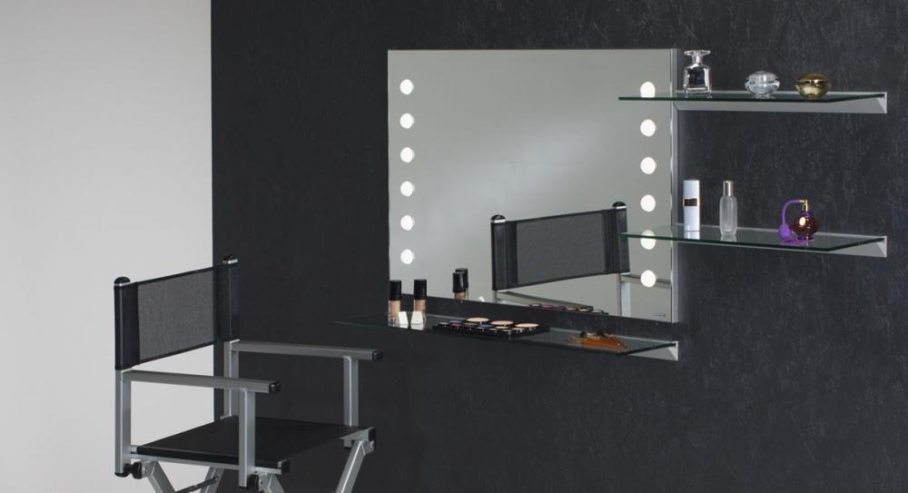 Specchiere e specchi trucco da parete con luci I-light  di Cantoni