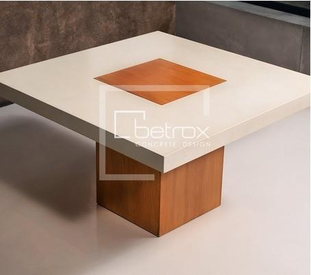 Tavolo in cemento e legno by Betrox di Edfan
