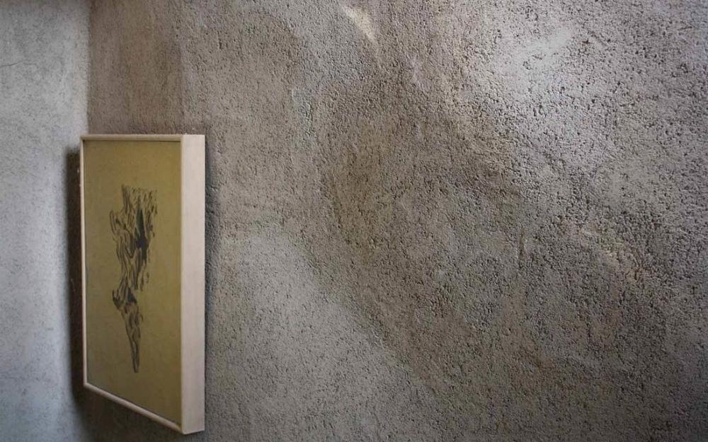 Intonaco grezzo di argilla TerraBase di Matteo Brioni.