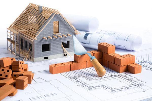 Manutenzione per evitare il degrado degli edifici La tinteggiatura esterna è manutenzione ordinaria o straordinaria