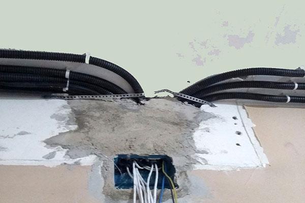 Impianti elettrici a sofffitto Impianto elettrico controsoffitto