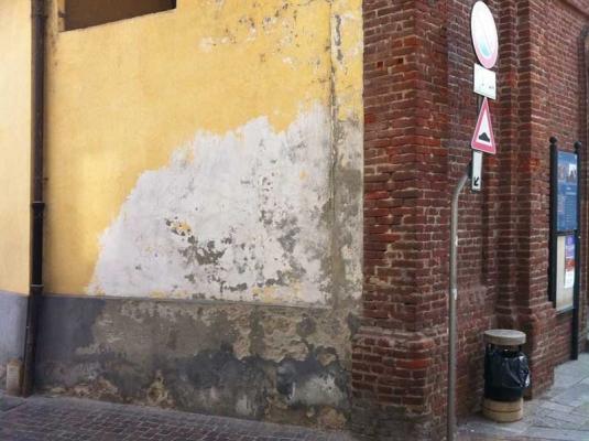 Umidità da risalita Appartamento piano terra umidità