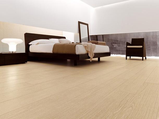 Ristrutturare casa rivestire il pavimento Un pavimento di cemento o legno