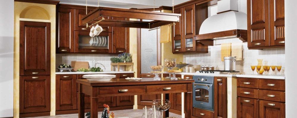 Caratteristiche delle cucine classiche e tradizionali Modelli di cucine classiche