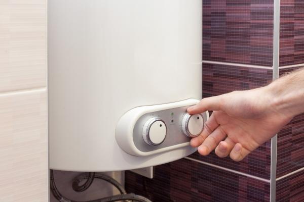 Per risparmiare acqua calda è importante impostarne la temperatura corretta