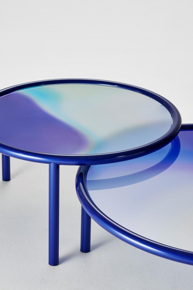 Tavolini in cristallo con sfumature, da Glass Italia