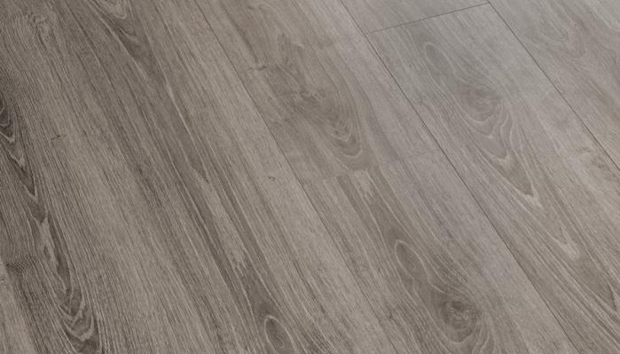 Parquet laminato, una scelta economica e funzionale Laminato in resina impermeabile