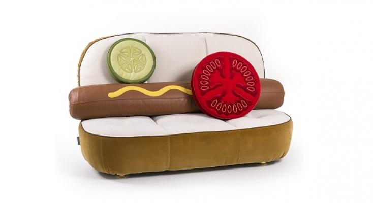 Hot Dog Sofa con cuscini di Seletti