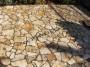 Pavimentazione esterna in pietra naturale - Pietra e sassi