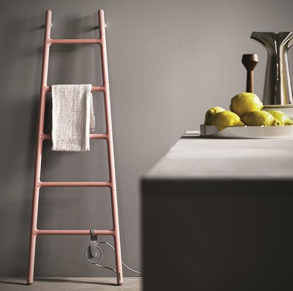 Design interni casa SCALETTA TUBES termoarredo