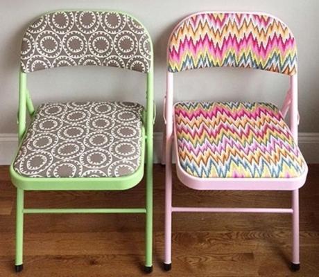Stoffa colorata per rivestire le vecchie sedie, da diyandart.com