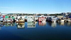 Case galleggianti o houseboat: abitare immersi nella natura