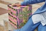 Cartone imballaggio Ombyte, motivi rosa e verdi - Design e foto by Ikea
