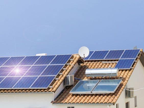 Pompe di calore e pannelli solari rendono questi impianti ancora più efficienti