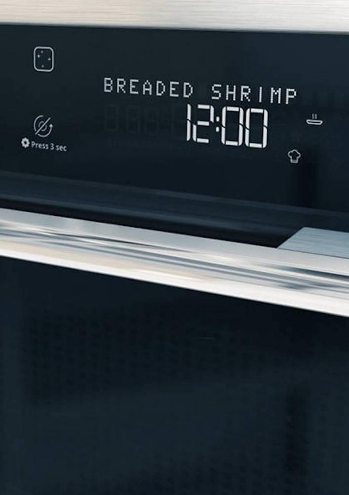 Display extralarge del forno a microonde Supreme Chef di Whirlpool