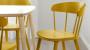 Sedia Omtaenksam di colore giallo - Fonte foto: Ikea