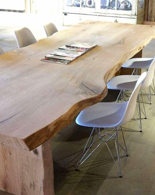 Zona pranzo: tavolo in cedro rosso Libano, Coen Xlab Design