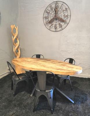 Tavolo stile industriale ovale in legno recupero, Rendez Vous Xlab Design