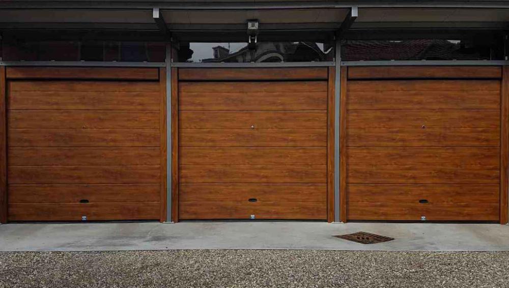 Porte garage effetto legno di Sistema Facile