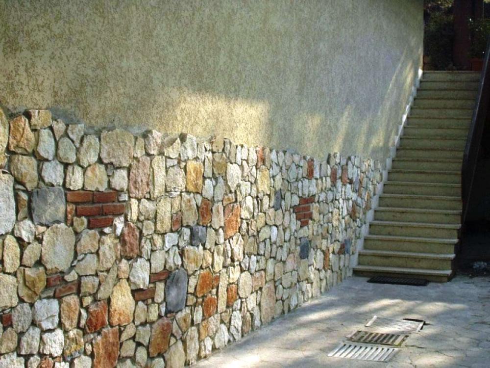 Rivestimento in pietra parete esterna - Pellizzari
