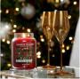 Candela natalizia Red Apple di Yankee Candle