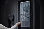 CES 2021: frigo InstaView Door-in-Door con dispenser - Foto by LG