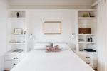 In camera da letto inserire il letto in una parete attrezzata salva spazio - Pinterest