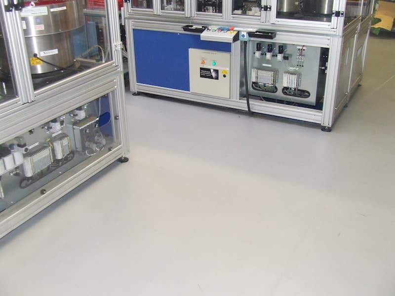 PVC floors are recommended in laboratories for their hygiene