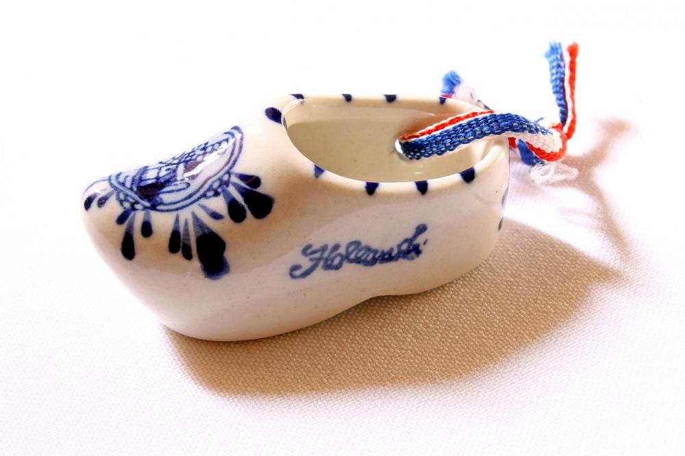 La classica porcellana blu olandese ha origine dalle esportazioni dalla Cina di secoli fa