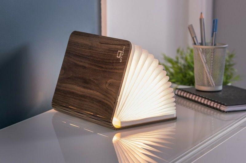 Lampada smart Book Light - Foto: eBay