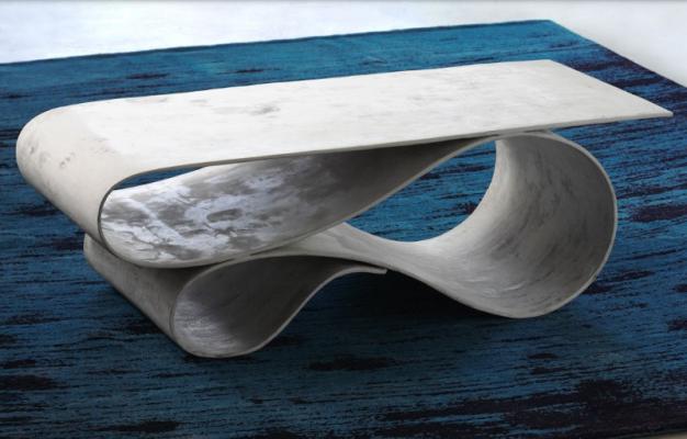 Tavolino per interni realizzato in cemento flessibile Rif. Pamono