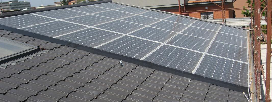 Pannelli fotovoltaici su tetto, by arch Michela Pasquarelli