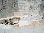 Una cava di marmo di Carrara