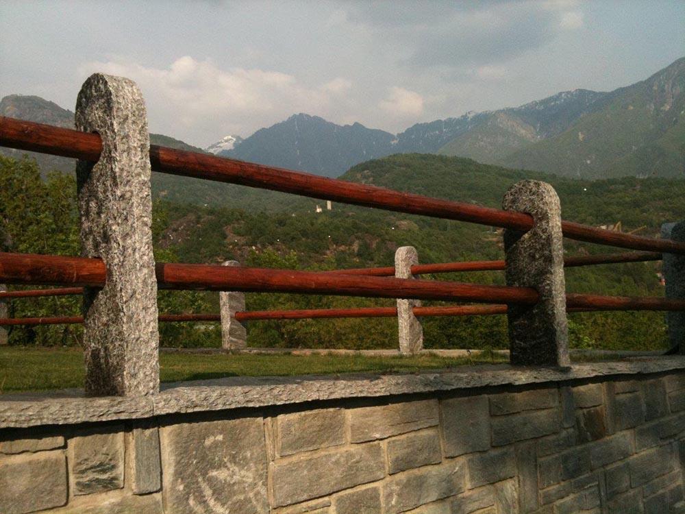 Rivestimento muro di cinta con pietra beola grigia - Beole Marmi Pelganta