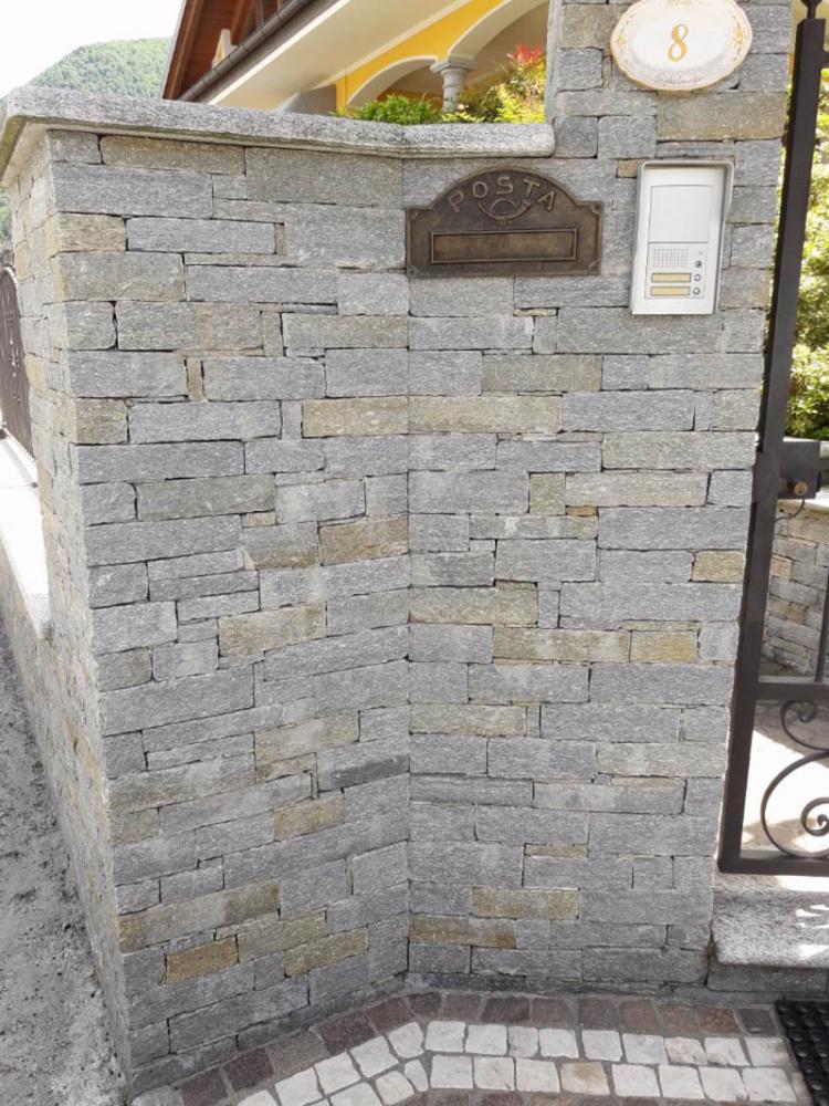 Rivestimento muro di cinta con pietra di Luserna - Beole Marmi Pelganta