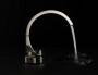 Dornbracht, rubinetto circolare CYO con finiture in marmo nero per il bagno