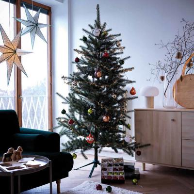 Natale con le decorazioni di Ikea