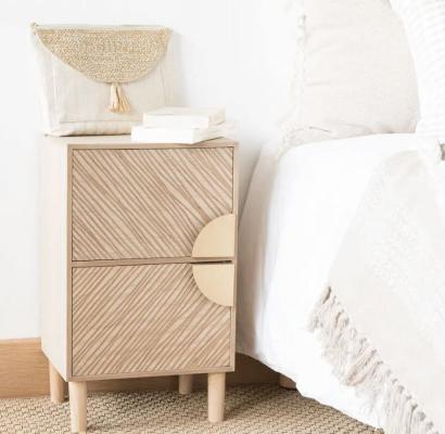 Caratteristici di questo stile sono i mobili in legno intagliati - Maisons du Monde